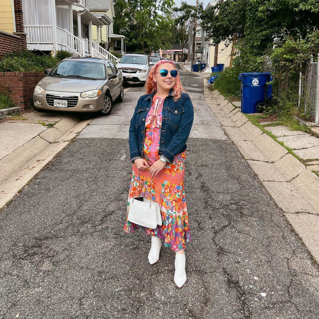 woman in the middle of an alleyway